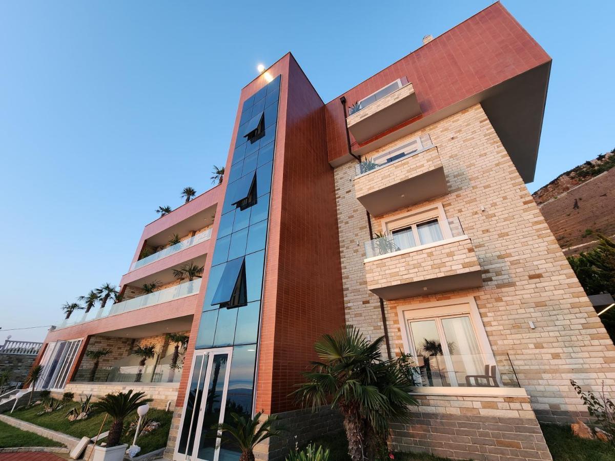 Festim Villa Hotel Kanine Bagian luar foto
